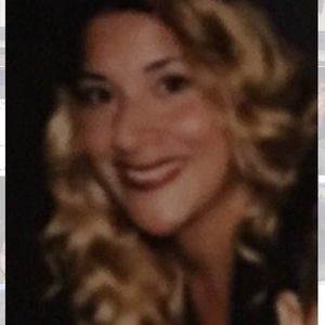 Meet your Posher, Cynthia