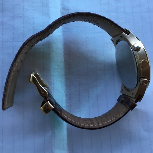 Kenneth Cole Watch - Picture 3 of 3