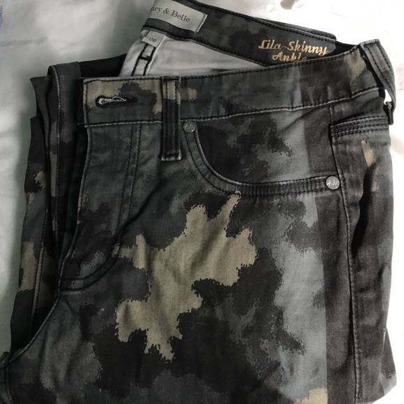 Henry and belle army print pants