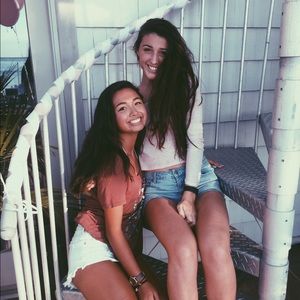 Meet your Posher, Victoria