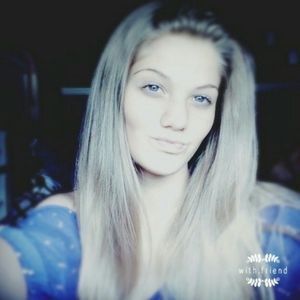 Meet your Posher, Lea