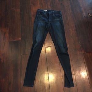 AG High-Riss Skinny "The Farrah Skinny"