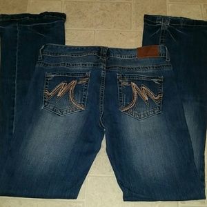 Maurices jeans