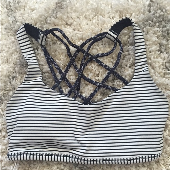 Lululemon free to be wild bra