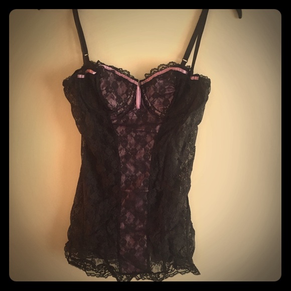 Black and lavender lace cami. Sexy.