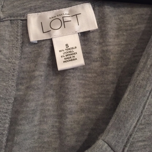 Ann Taylor loft blouse, supersoft jersey material - Picture 2 of 4