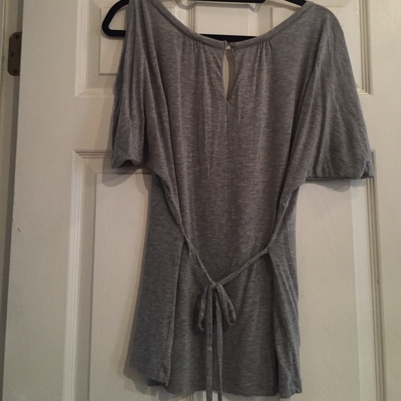 Ann Taylor loft blouse, supersoft jersey material - Picture 4 of 4