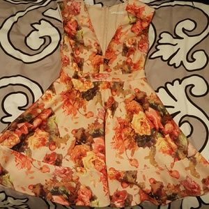 Beautiful Vintage style Floral Dress