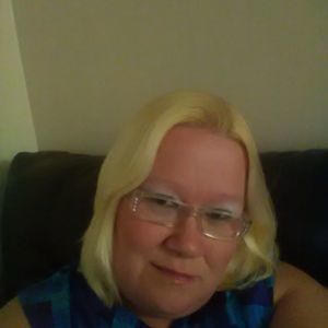 Meet your Posher, Regina