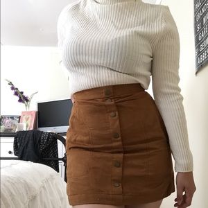 h&m faux suede button down skirt ♡