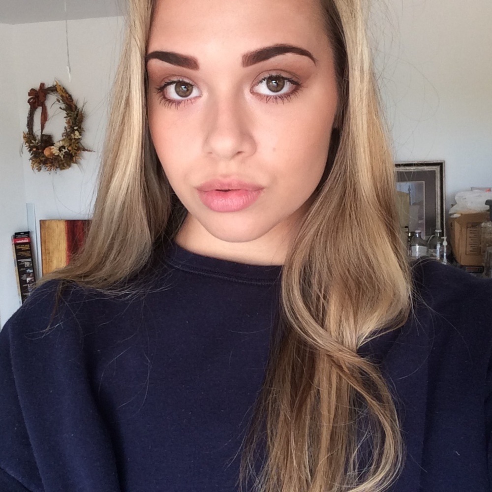 Meet your Posher, Brianna