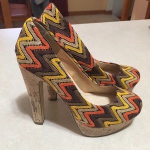 New unique colorful woven chunky cork heels Sz 7.5
