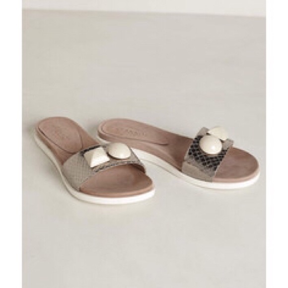 Sun Path slides by Jeannot 40 9 white silver