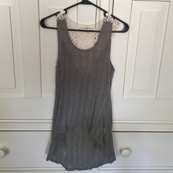 High low lace back tank top - Picture 1 of 4