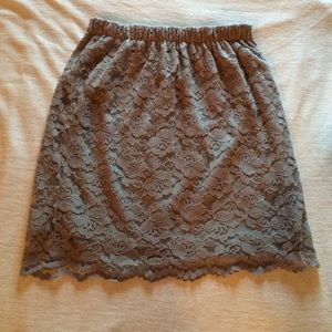 Gray lace mid-length skirt