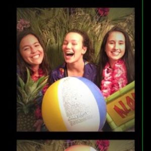 Meet your Posher, Charis