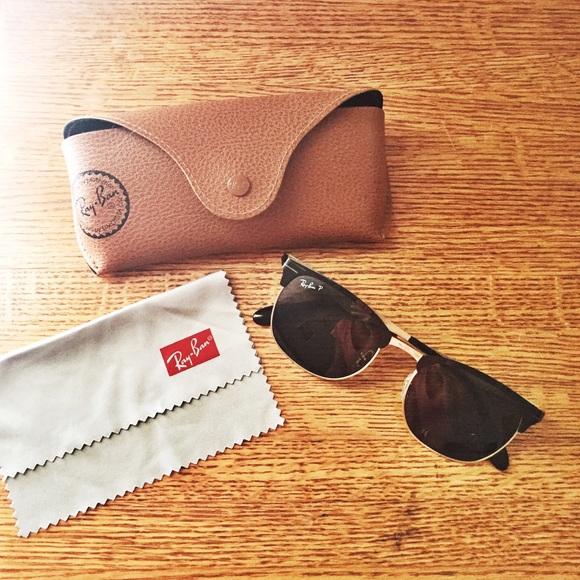 AUTHENTIC polarized Ray-Ban Clubmaster sunglasses