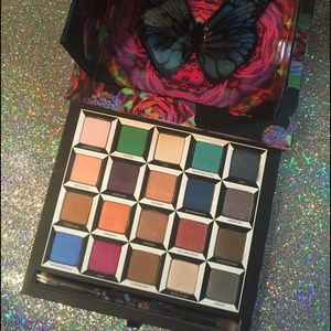 Urban Decay Alice Looking Through The Glass