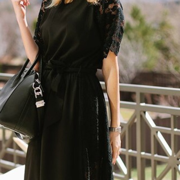 Blank lace sided & sleeved dress