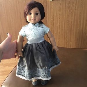 DISCONTINUED AMERICAN GIRL DOLL JESS