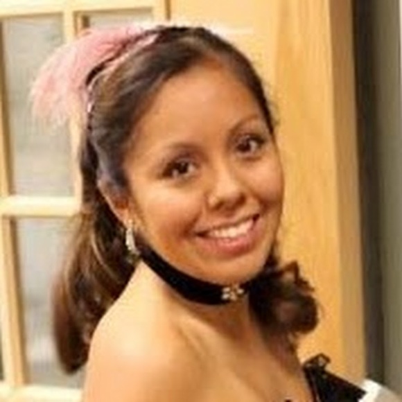 Meet your Posher, Jillian - Picture 1 of 1