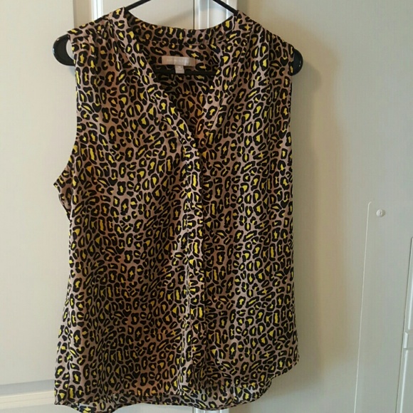 Animal Print Button Sleeveless Top