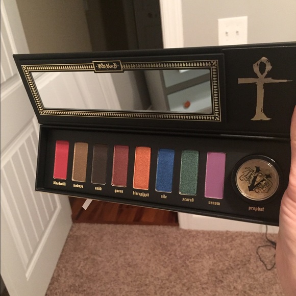 Kat Von D Serpentina Palette - Picture 2 of 2