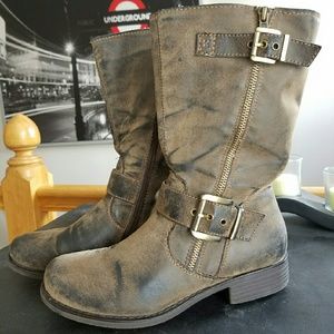 Mid-calf distressed boot w/ buckles