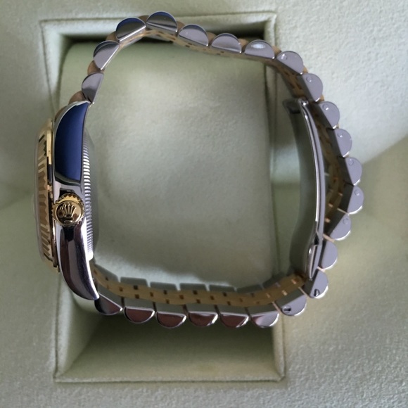 •ROLEX• Champagne Jubilee Datejust Diamond Watch - Picture 7 of 8