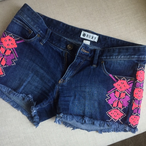 Embroidered Roxy Jean Shorts - Picture 2 of 4