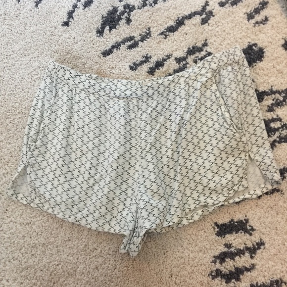 Printed shorts from urban