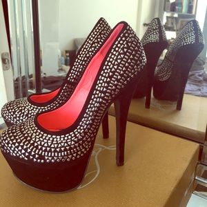 Never worn studded black platform pumps