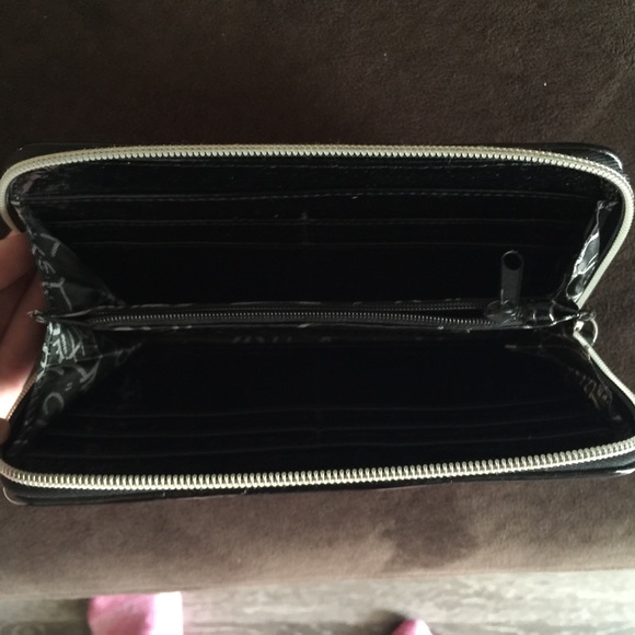 Wallet - Picture 2 of 2