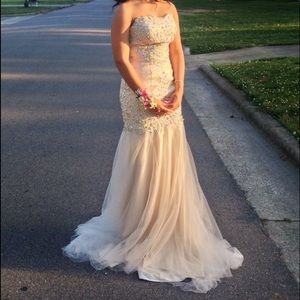 Prom dress