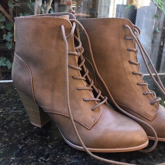 Brown booties with Tall wedge