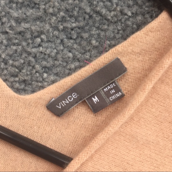 Vince V neck 100% cashmere sweater