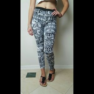 Apple Bottoms Stretchy Pants