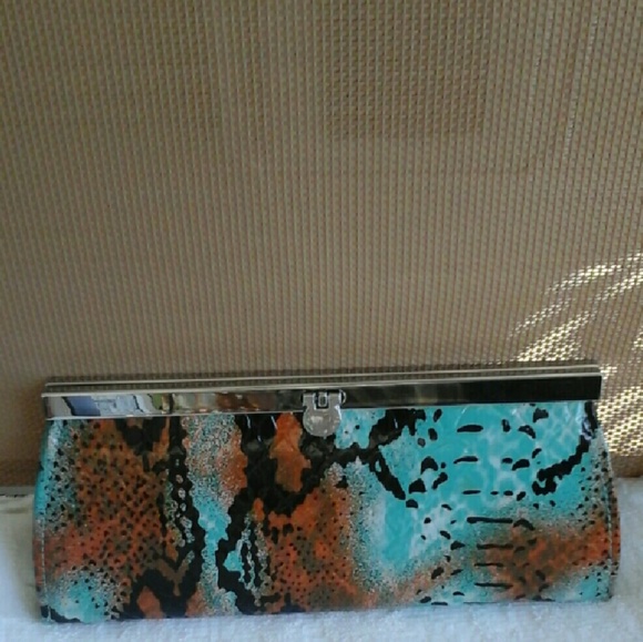 Retro Clutch/wallet in Excellent Condition