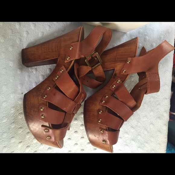 Steve Madden sandals