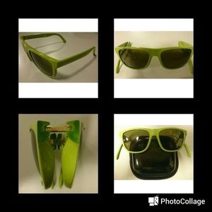 Burberry Aviator Folding Sunglasses