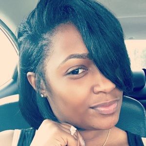 Meet your Posher, Yasmin