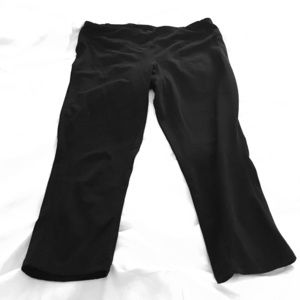 Gap Body black workout capris