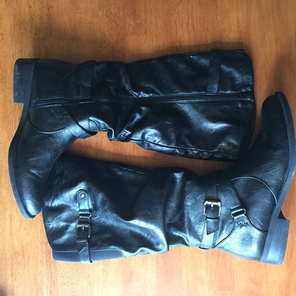 White Mountain Black Boots