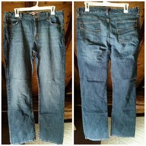 Gap Curvy Fit  Straight Jeans size 14 regular