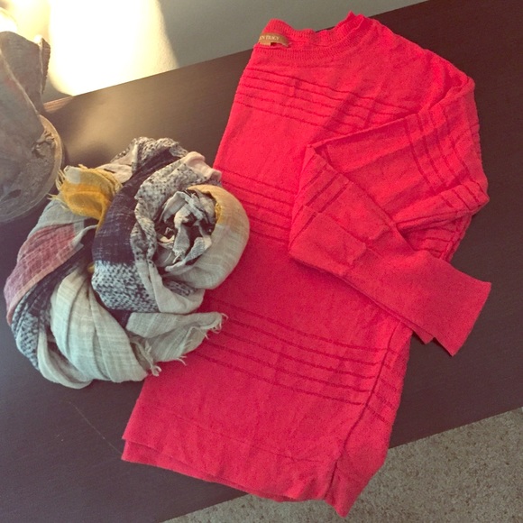 Boatneck lightweight sweater