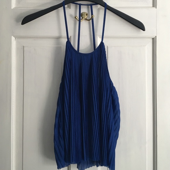 Urban Outfitters | Blue Flowy Top