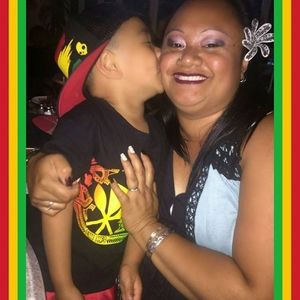 Meet your Posher, Kananiokalani