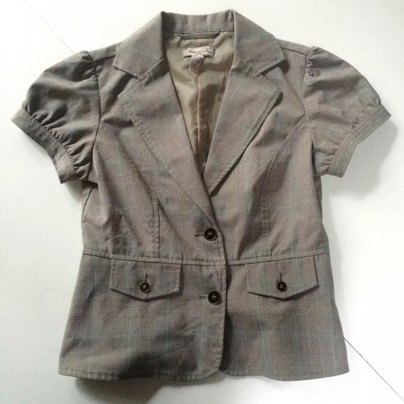American Rag Jackets & Blazers - American rag blazer plaid short sleeves jacket