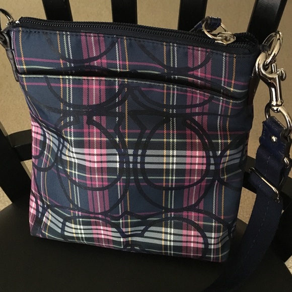 SOLD! 2-Piece Set Like-New Blue Crossbody & Wallet - Picture 2 of 4