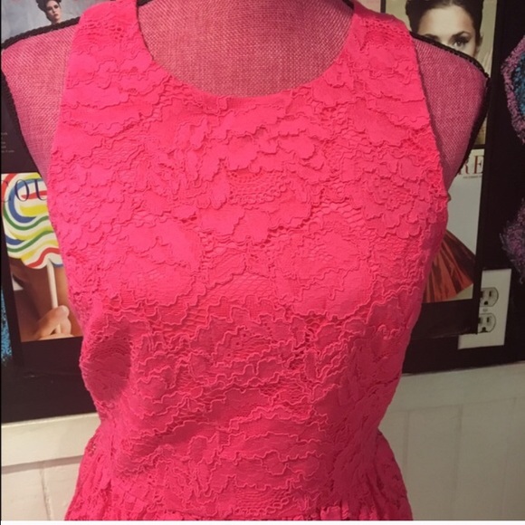 NWT Trina Turk Pink Lace Dress - Picture 4 of 4